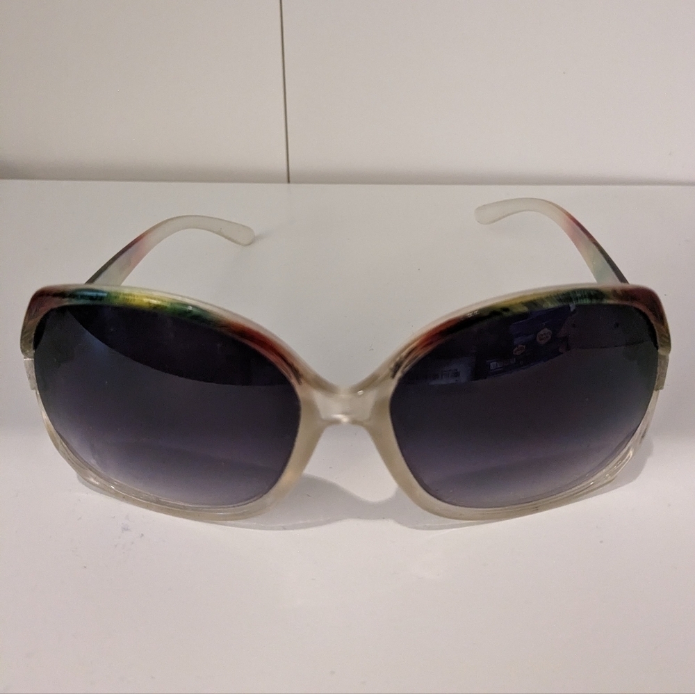 Sunglasses multicolored